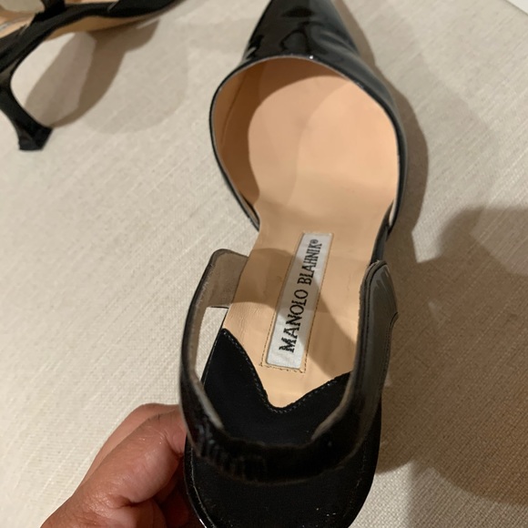 Manolo Blahnik Black Patent Slingbacks - Picture 11 of 14
